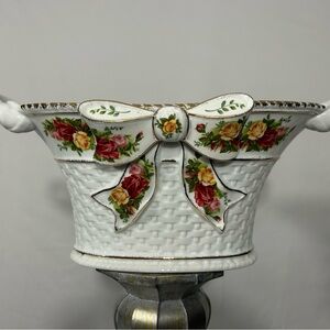 Royal Albert White and Gold Floral Vase